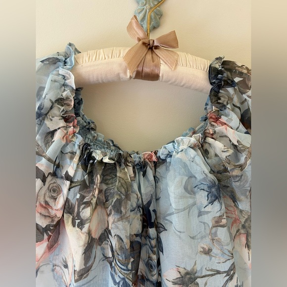 Baltic Born Amalfi Rose Chiffon Maxi Dress 
Size: Medium 
EUC (No Flaws) - Picture 4 of 16